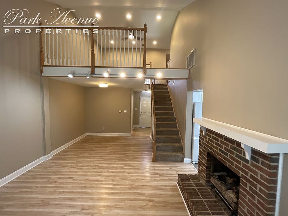 1st image of 6545 Point Comfort Ln