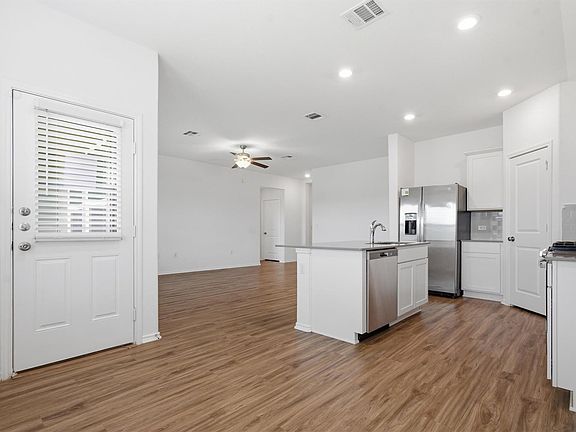 5th image of 10537 Steinbeck Dr