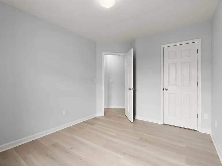 1947 Lakeshore Overlook Cir NW — Photo 28