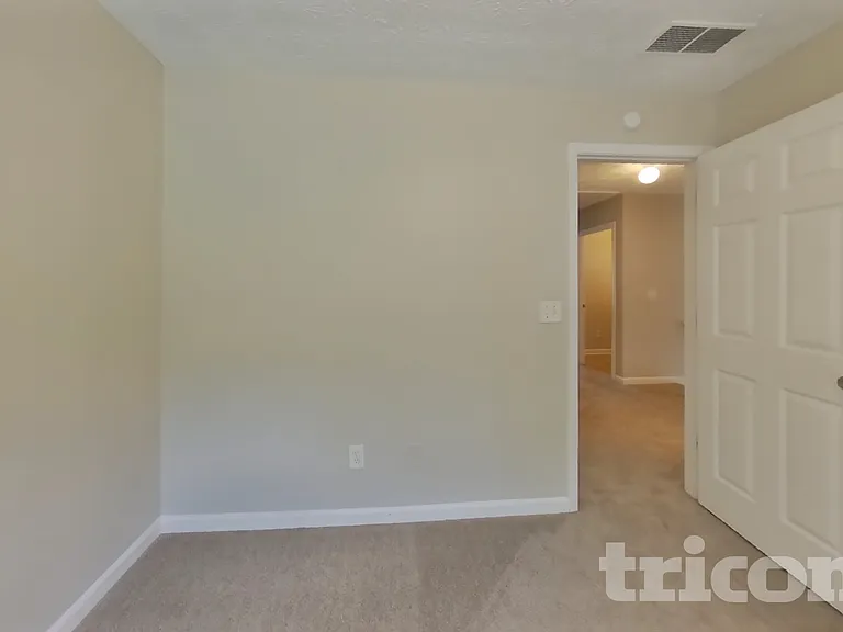 417 Carrie Ct — Photo 15