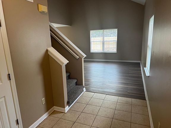 3rd image of 5324 Lakeside Manor Ln