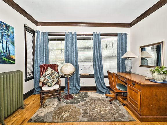 4th image of 501 N Harlem Ave APT 1