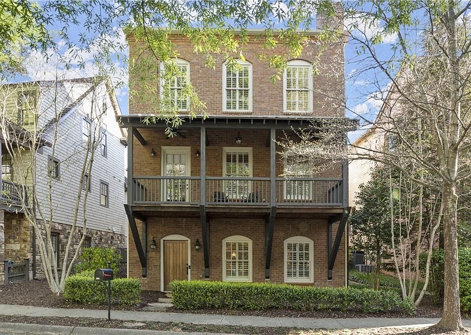 1st image of 435 Latimer St