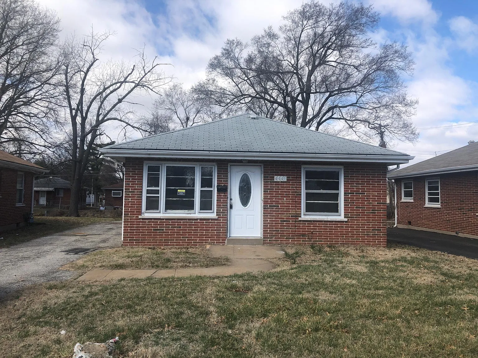 2 bed, 768 sqft, $950 — Photo 1
