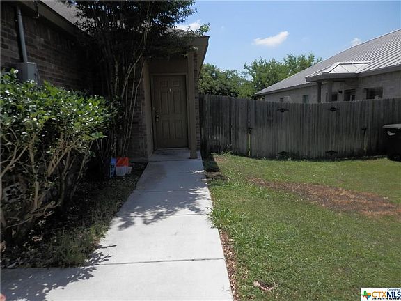 4th image of 272 Rosalie Dr