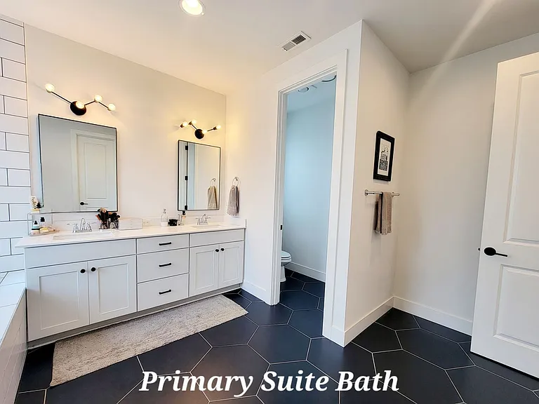 2416 NE Redford St — Photo 26