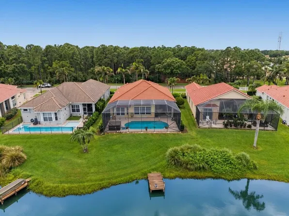 688 SW Lake Charles Circle, Port St Lucie, FL 34986