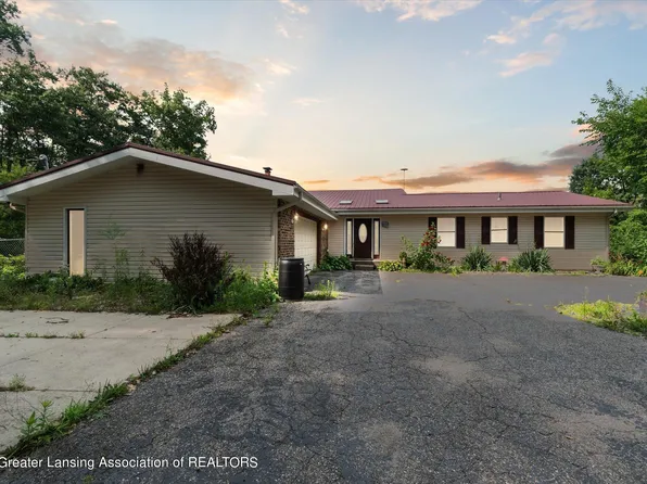 9877 Brumm Rd, Nashville, MI 49073