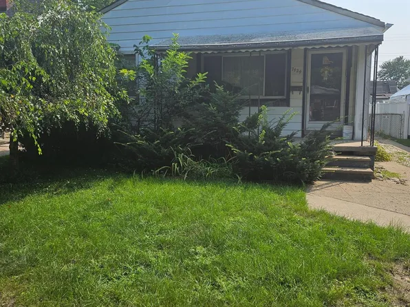 7424 W Parkway St, Detroit, MI 48239