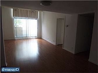 4th image of 3 N Christopher Columbus Blvd APT Pl272