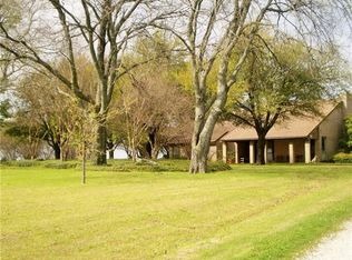 2002 County Road 554, Farmersville, TX 75442