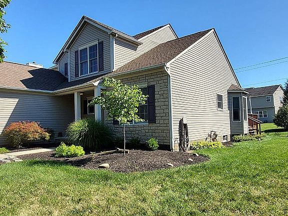 3rd image of 937 Gray Dr