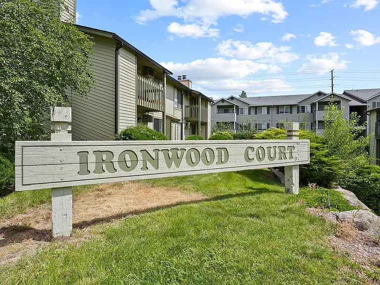 Ironwood Court Apartments — Photo 18