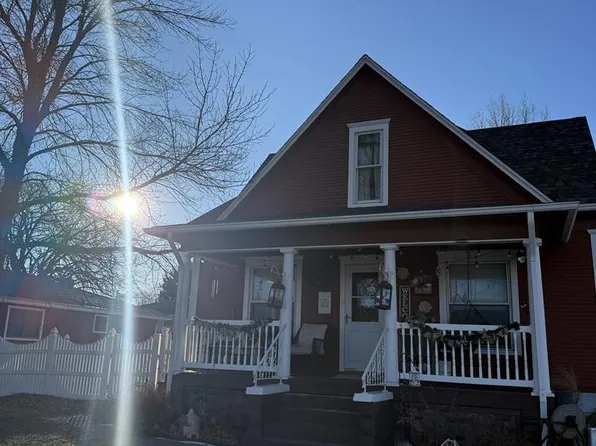 1409 13th St, Aurora, NE 68818