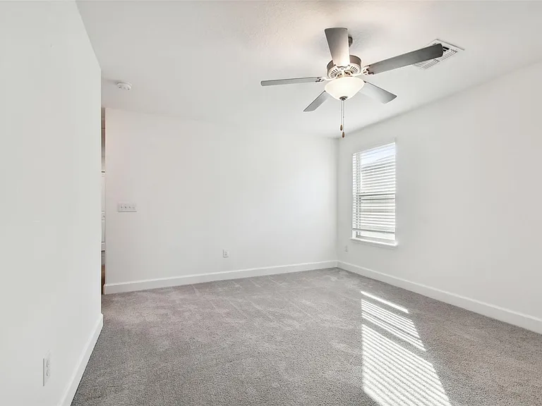 5507 Rainwood Meadows Dr — Photo 34