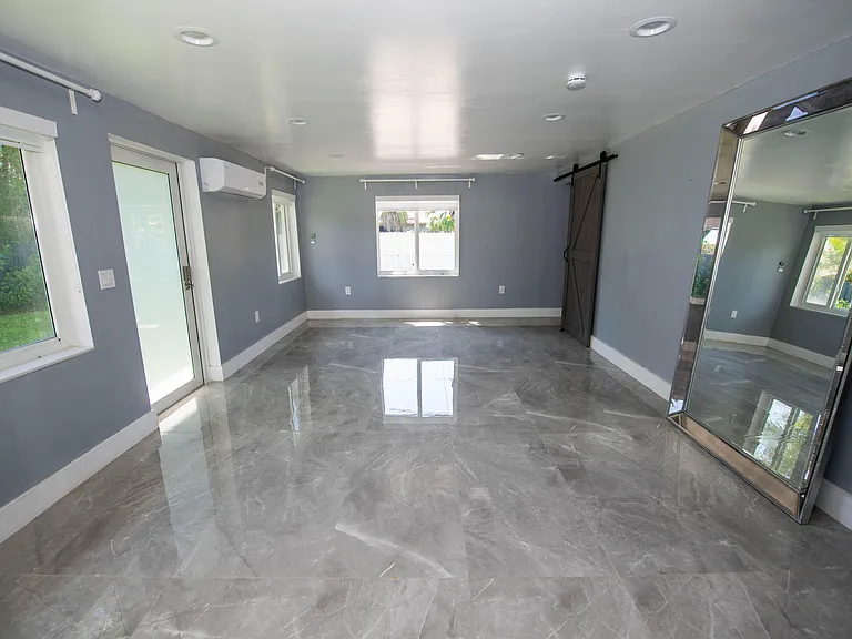 1532 Fletcher St — Photo 28