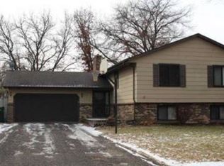 1124 126th Ln NE, Blaine, MN 55434