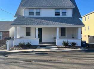 16 Harold Ave #2, Greenwich, CT 06830