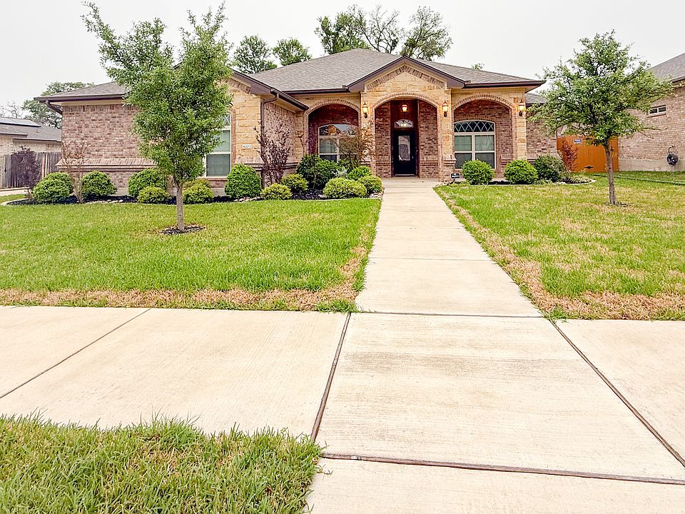1st image of 8003 Preston Hollow Dr