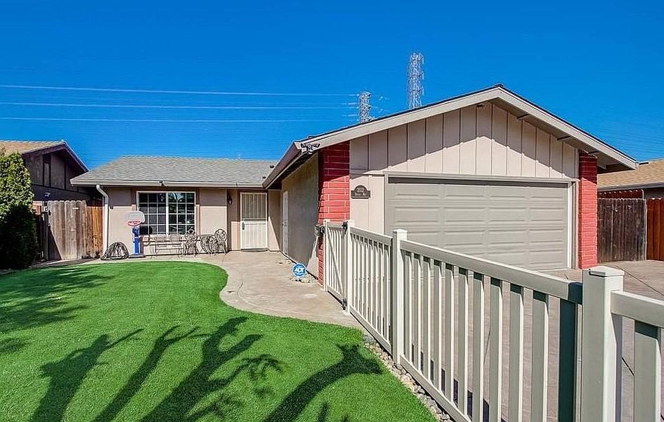 1st image of 2112 Dover Way