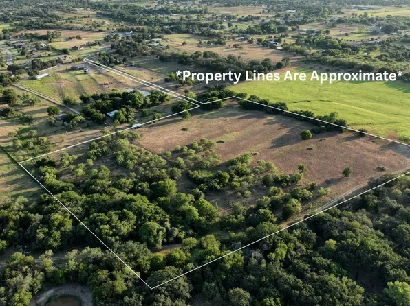 566 Harmony Rd, Weatherford, TX 76087