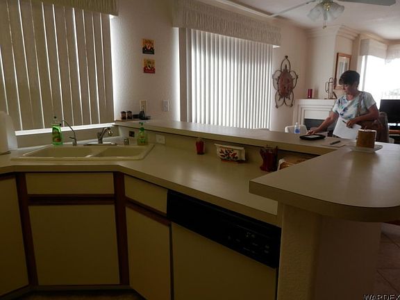 3rd image of 420 S Acoma Blvd Unit 25