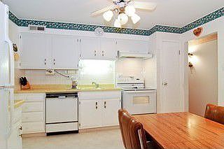 Kitchen / Breakfast Room
