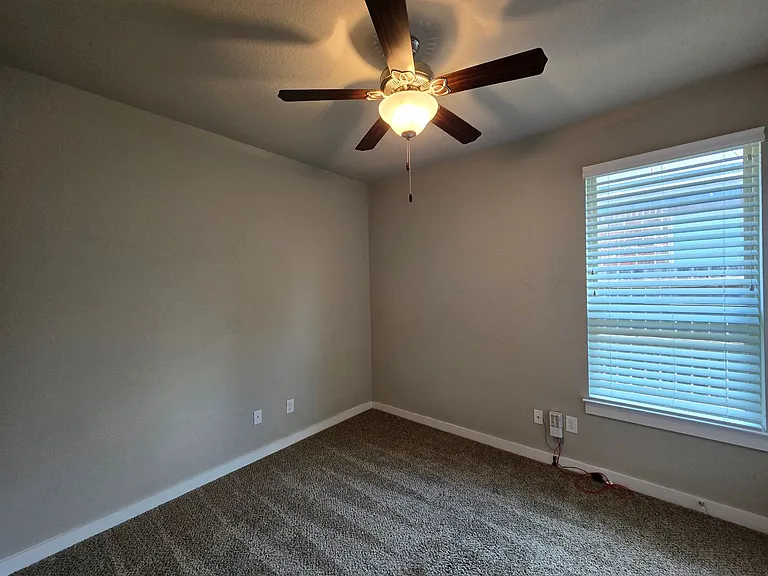 526 Creekside Frst — Photo 19
