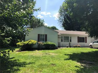 10605 E 65th Ter, Raytown, MO 64133