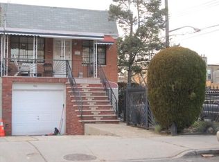 660 Crescent St, Brooklyn, NY 11208