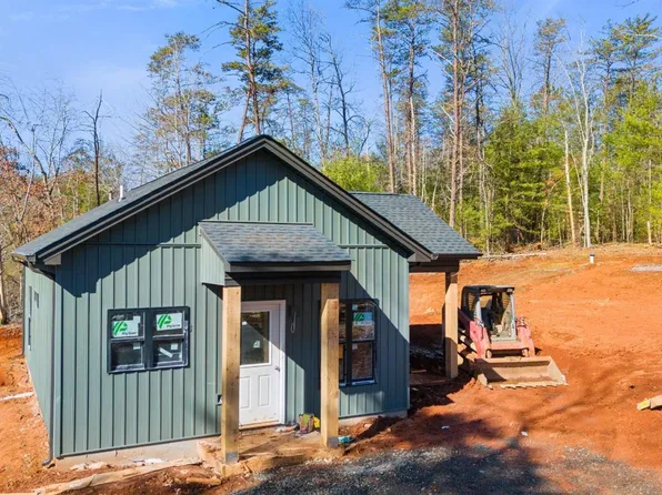 138 Waughs Ferry Xing, Monroe, VA 24574