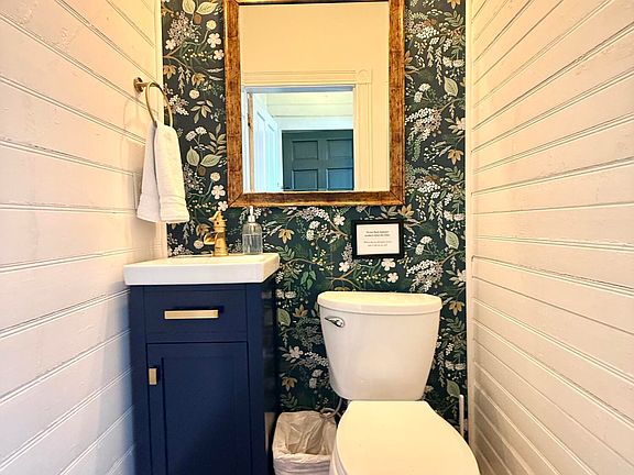 12th image of this home