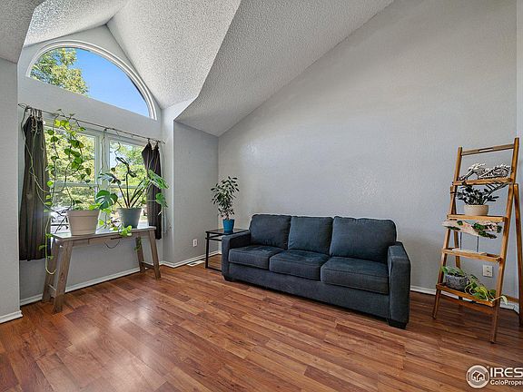 2nd image of 4084 E 131st Dr