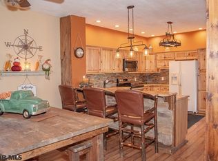 140 Grove St, Howard, PA 16841