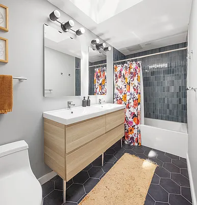 Sold by Compass | media 10