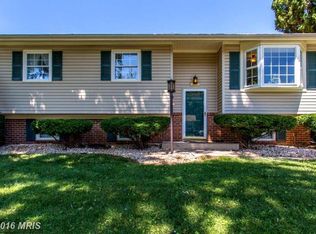 24104 Log House Rd, Gaithersburg, MD 20882