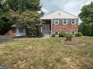 237 Frog Hollow Rd, Churchville, PA 18966