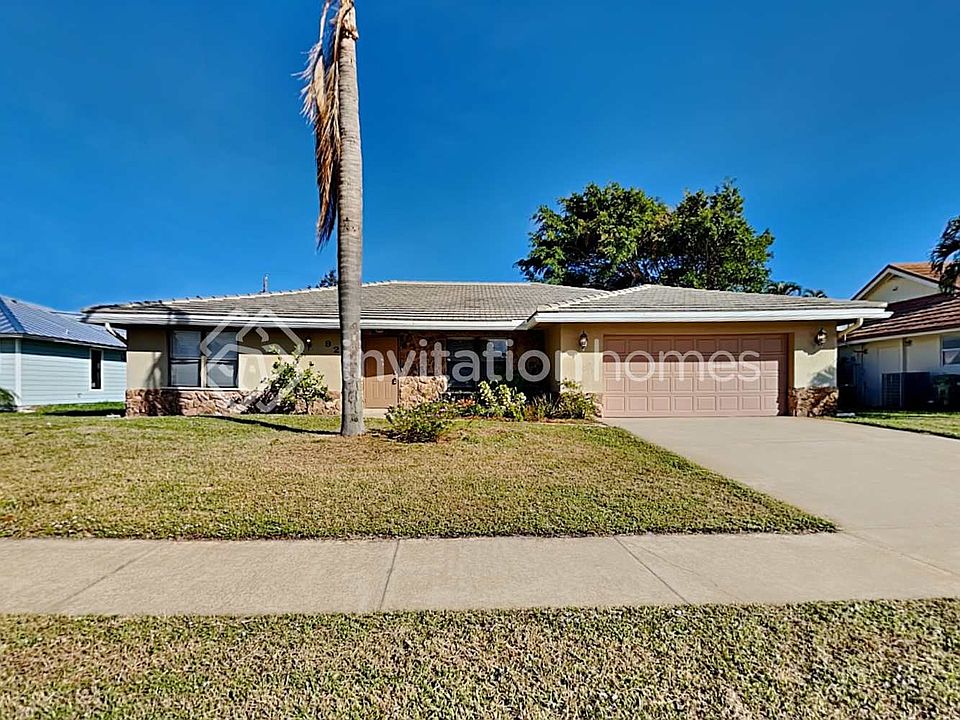1st image of 92 Pinehill Trl E