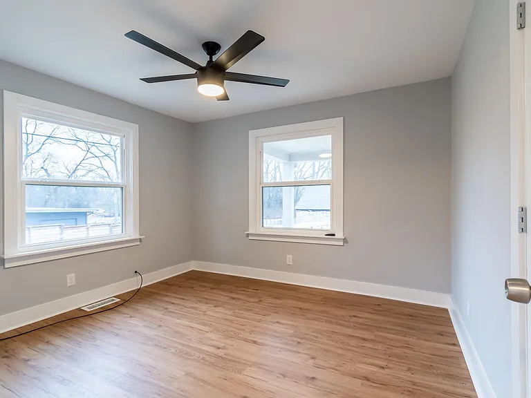 3823 Saunders Ave — Photo 26
