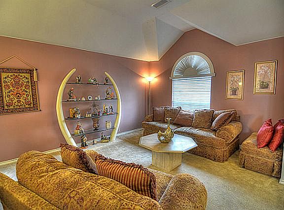 3rd image of 2827 Quail Hollow Dr