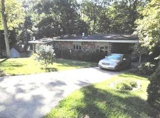 1412 Robin Hood Rd, Charleston, WV 25314