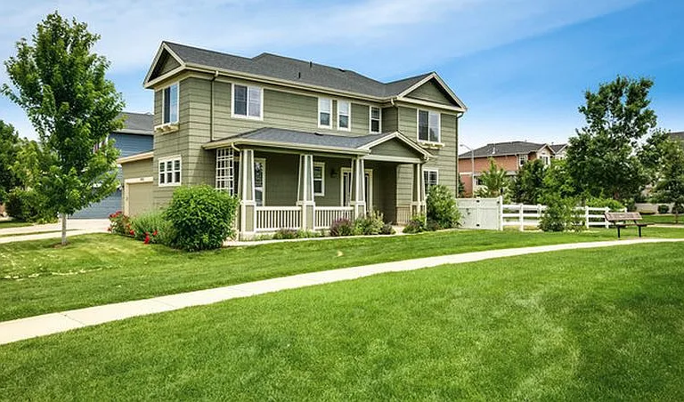 4115 Ravenna Pl — Photo 4