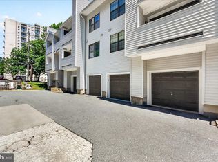 1603 Carriage House Ter #1603-D, Silver Spring, MD 20904
