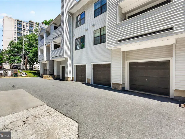 1603 Carriage House Ter #1603-D, Silver Spring, MD 20904