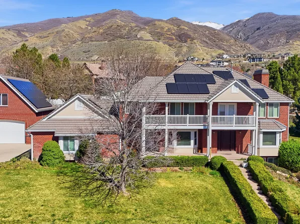 2076 Summerwood Dr, Farmington, UT 84025