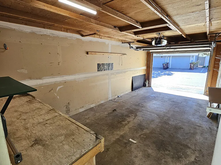 3500 Rolling Green Dr #B4 — Photo 5