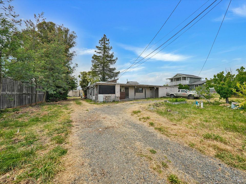 2nd image of 5537 Windsor Road