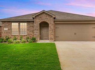 317 Ashburn St, Azle, TX 76020