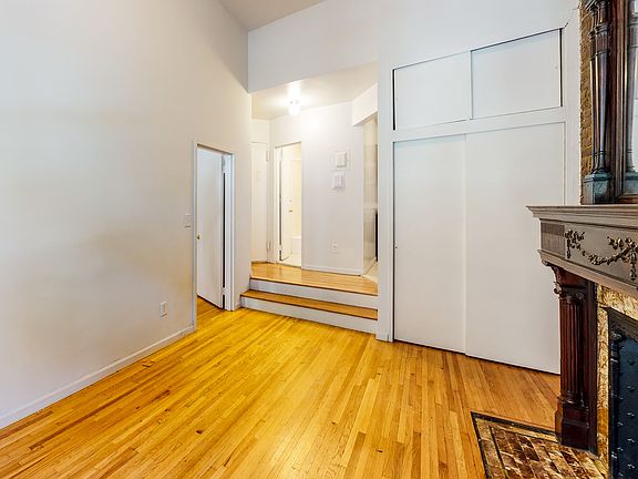 4th image of 66 W 82nd St APT 1A