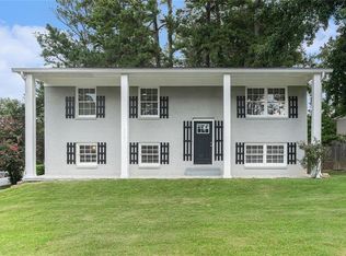 2946 Carriage Ln, Atlanta, GA 30349